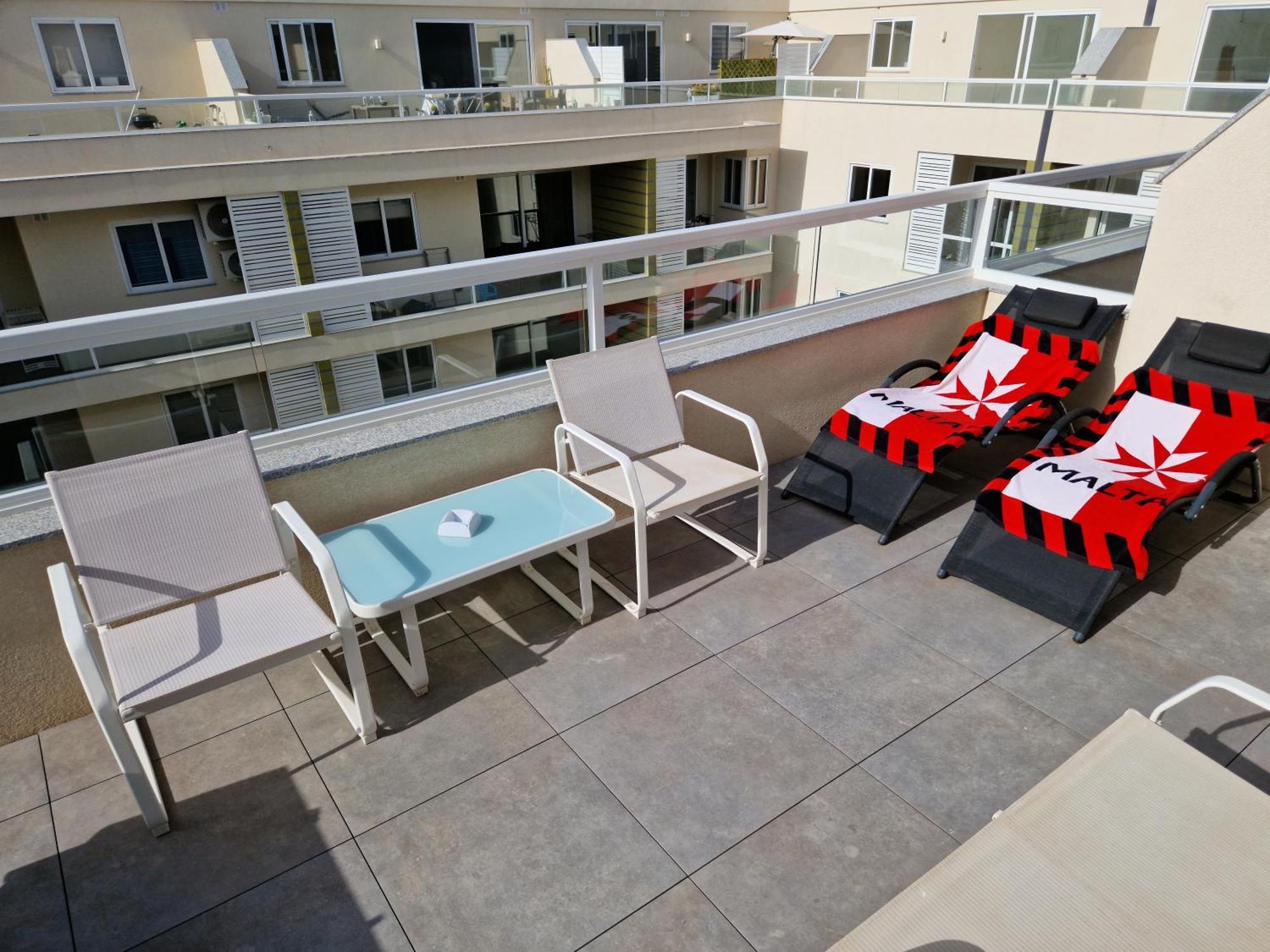 Sea View New Penthouse Terrace & Garage Parking Appartement St. Paul's Bay Buitenkant foto