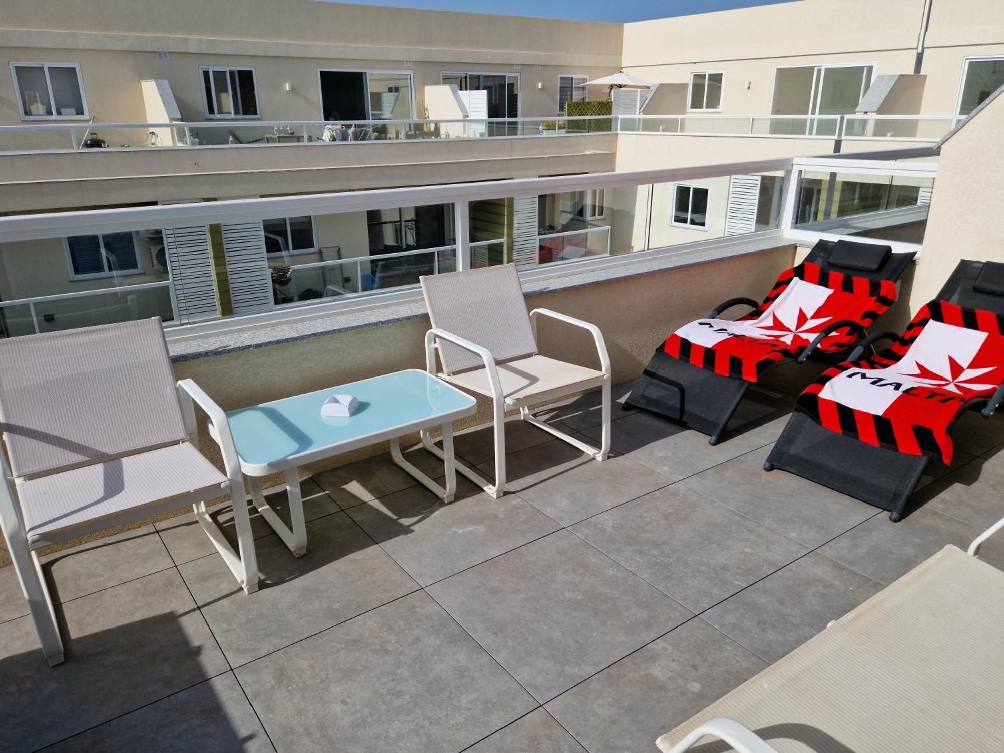 Sea View New Penthouse Terrace & Garage Parking Appartement St. Paul's Bay Buitenkant foto